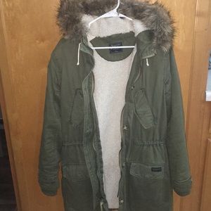 Abercrombie and Fitch olive green coat, sz Large